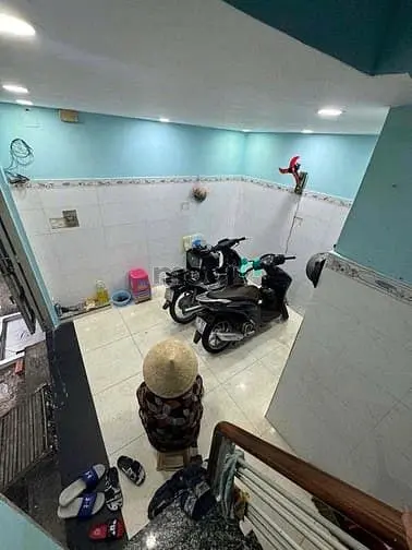 Cho Thuê Nhà Nguyên Căn Lê Hồng Phong Quận 10 - Hẻm Xe Hơi - 12 Triệu