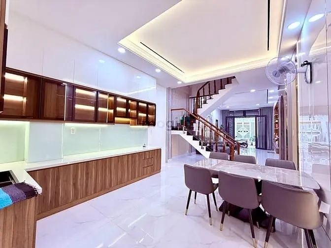 Full Nội Thất - Nhà Đẹp Chỉ Xách Vali Vào Ở - Lâm Văn Bền