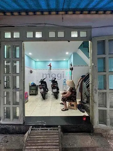 Cho Thuê Nhà Nguyên Căn Lê Hồng Phong Quận 10 - Hẻm Xe Hơi - 12 Triệu