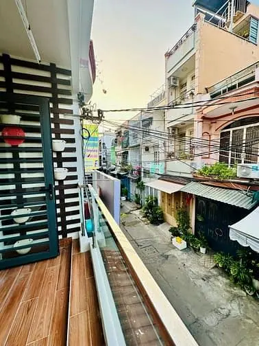 Nhà Phố Trung Tâm Quận 11 - Không Gian Sống Đẳng Cấp - Giá Thuê Hợp Lý