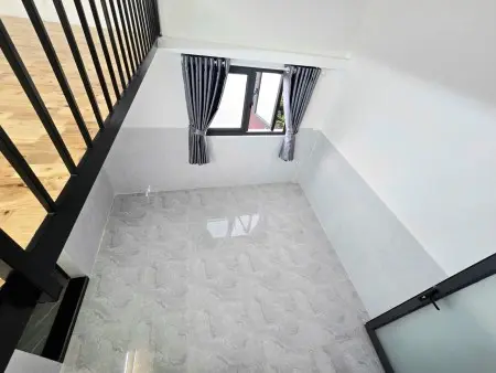 Cho Thuê Phòng Trọ Giá Rẻ Có Gác Cửa Sổ Lớn Ngay Ga Sg,Chợ Hoà Hưng,Viettel Tower,Vòng Xoay Dân Chủ