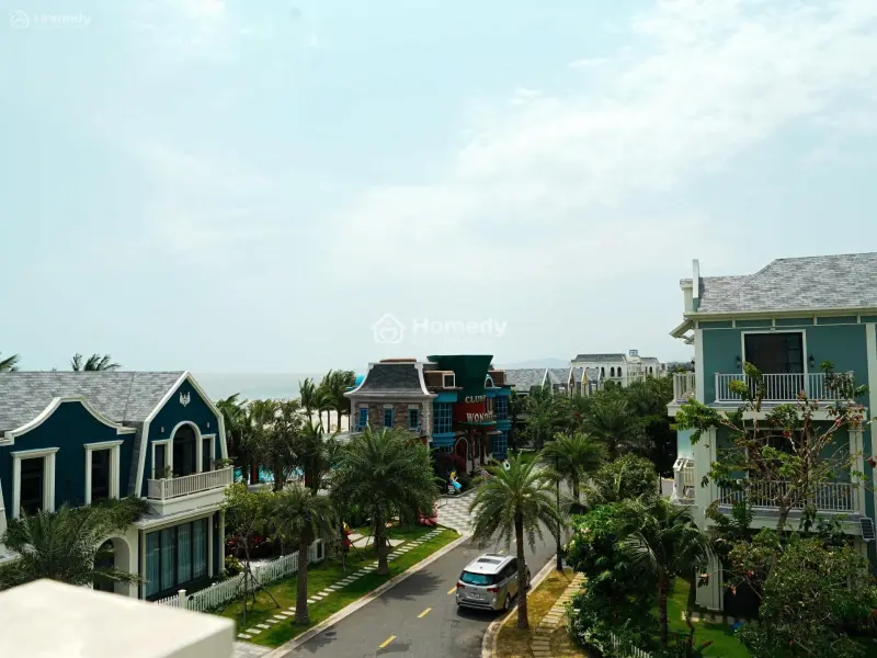 Bán Biệt Thự Biển 220M2, Vị Trí Biển, Hoàn Thiện Thô, Giao Dịch Nhanh