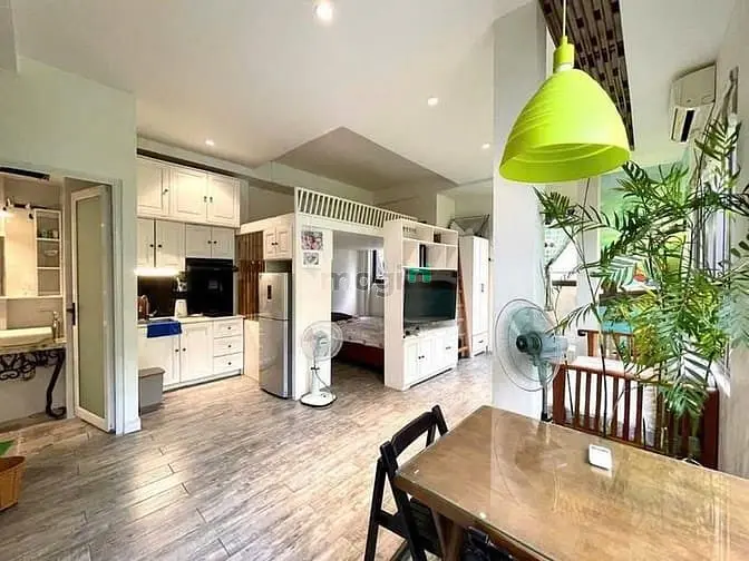 Studio Rộng 60M2 , 2 Không Gian Ngủ , Ngay Khu Hồng Hà , Yên Thế .