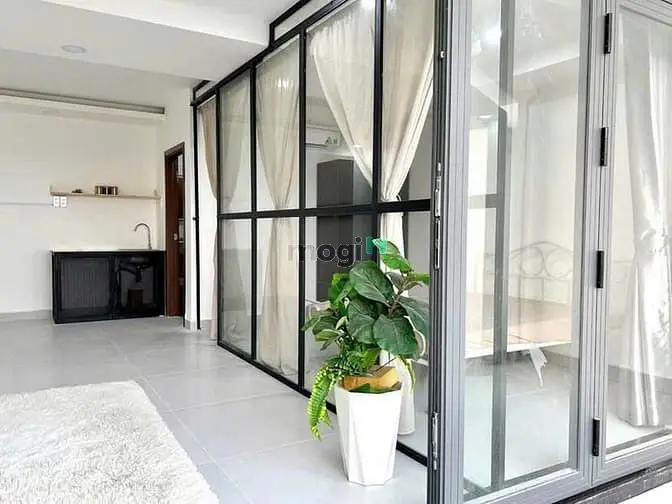 Cho Thuê Studio Cao Cấp , Ngay Khu Bàu Cát / Ni Sư Huỳnh Liên , Giá Rẻ