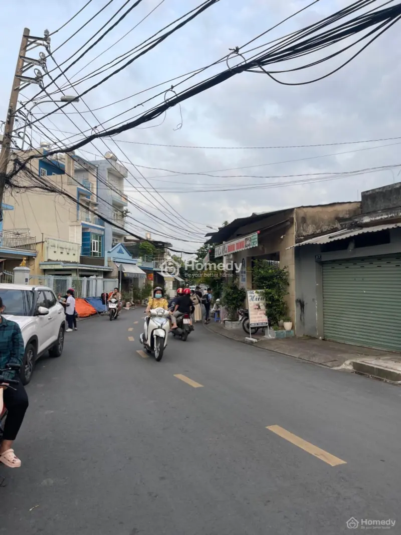 Bán Căn Nhà Cấp 4 Mt Đường 6, Tăng Nhơn Phú B, Shr,Tc