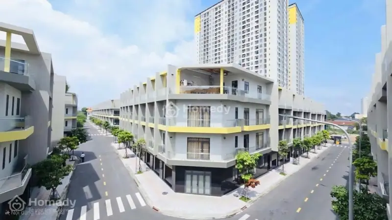 Nhà Phố Bcons, Sổ Sẵn Liền Kề Làng Đại Học,Metro, 4 Tầng, 135 Tiện Ích