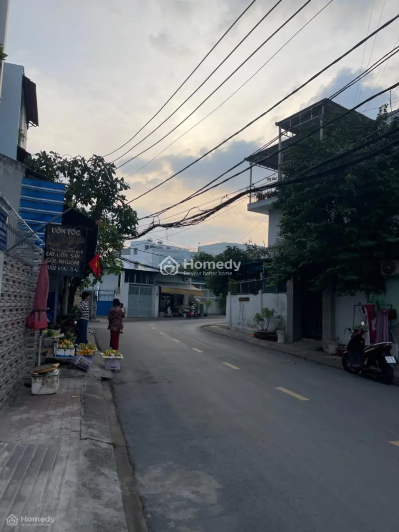 Bán Căn Nhà Cấp 4 Mt Đường 6, Tăng Nhơn Phú B, Shr,Tc