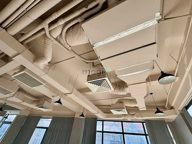 Góc 2Mt Nguyễn Thị Thập Q7 Dt 10X20M Hầm 1 Trệt 4 Lầu Sân Thượng