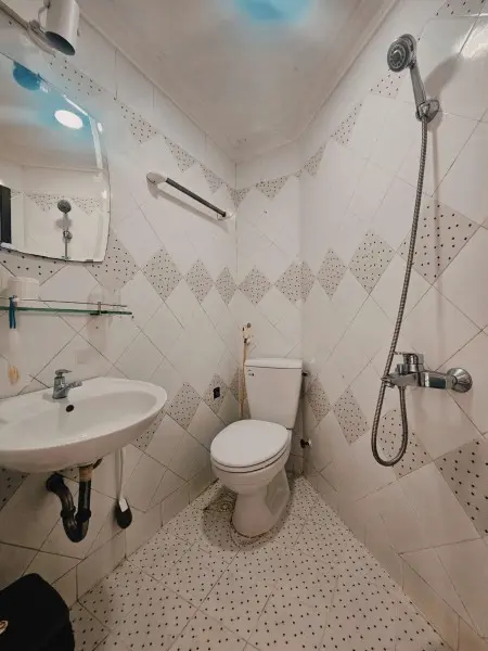 Phòng Cho Thuê Hẻm Xe Hơi Ở Điện Biên Phủ Q3 Gần Ngã 7 Lý Thái Tổ, Đh Huflit, Đh Kinh Tế Ueh