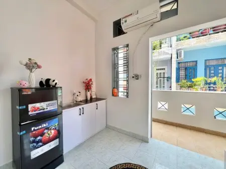 Cho Thuê Phòng Trọ Ban Công Giá Rẻ Đầy Đủ Nội Thất Gần Công Viên Lê Thị Riêng, Chợ Hoà Hưng, Go!..