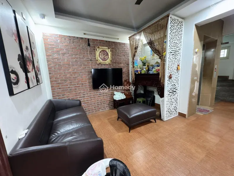 Bán Nhà Lô Góc Hoàng Quốc Việt - Mặt Tiền 8.5M - 7 Tầng Thang Máy - Dòng Tiền Ổn Định