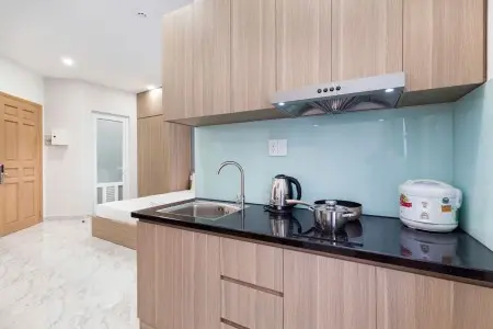 Cho Thuê Căn Hộ 1 Phòng Ngủ Full Nội Thất, Ban Công – Trung Tâm Quận Tân Bình, Gần Sân Bay