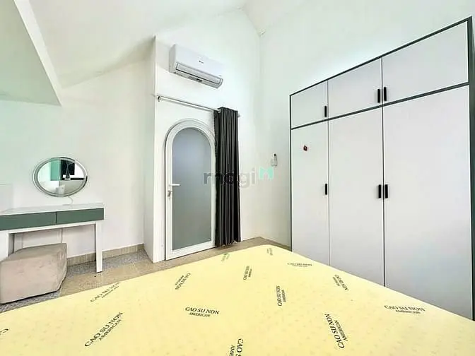 Cho Thuê Căn 2Pn Bancol Full Nội Thất Ngay Hòa Bình