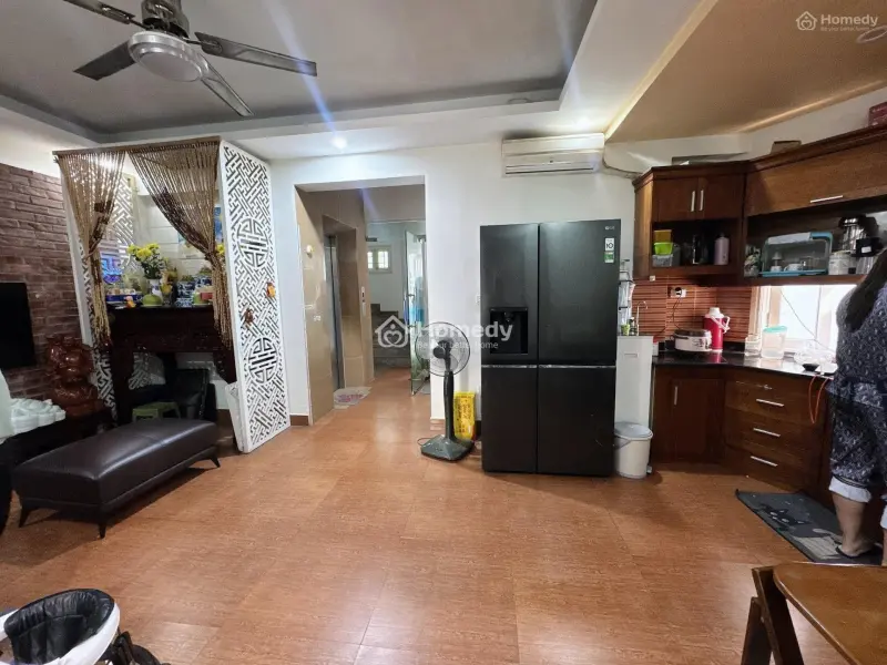 Bán Nhà Lô Góc Hoàng Quốc Việt - Mặt Tiền 8.5M - 7 Tầng Thang Máy - Dòng Tiền Ổn Định