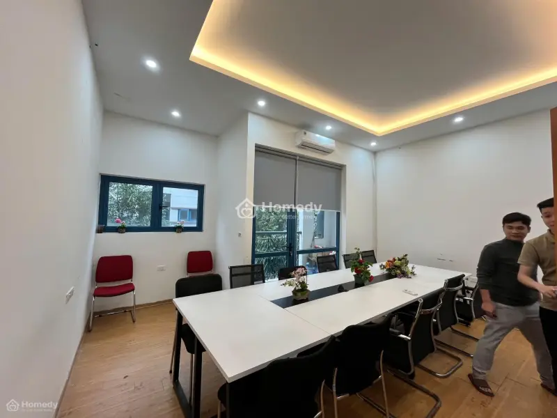 Cho Thuê Văn Phòng Tại Galaxy Tố Hữu, 65 M2/Tầng Thiét Kế 2 Phòng Làm Việc, Có Thang Máy