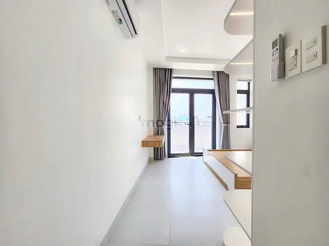 Cho Thuê Chdv 2 Phòng Ngủ Full Nội Thất Bancol Ngay Lũy Bán Bích