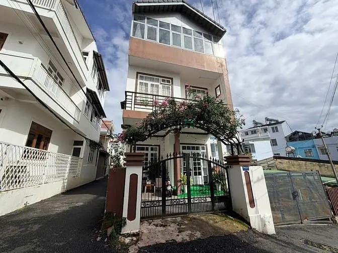 Nhà Đẹp Hai Mặt Tiền Trung Tâm Tp Đà Lạt Giá Tốt 9 Tỷ