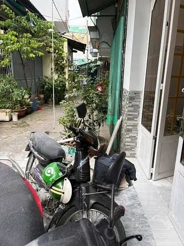 Chốt Gấp, Sát Vách Kdc Tên Lửa, Nhà Mới Đẹp, Vị Trí Vàng