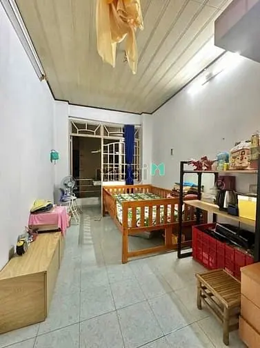 • Bán Nhà Quận 5 - Hẻm Sát Mặt Tiền Trần Hưng Đạo Vị Trí Siêu Đẹp