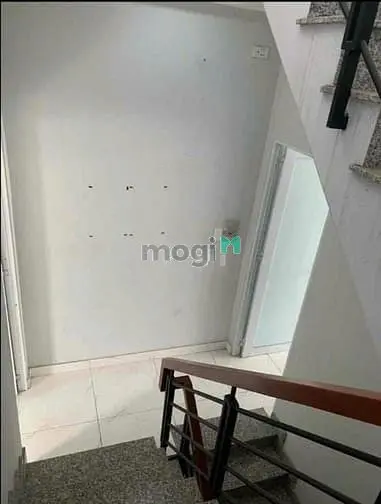 Nhà Cho Thuê: 25/3A Phú Thọ Q11, (4X12M 3L 4Pn)