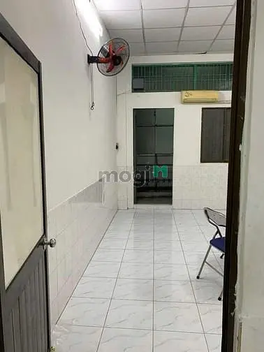 Nhà Cho Thuê: Mt Lạc Long Quân Q11, (3.5X13.5M), 18Tr