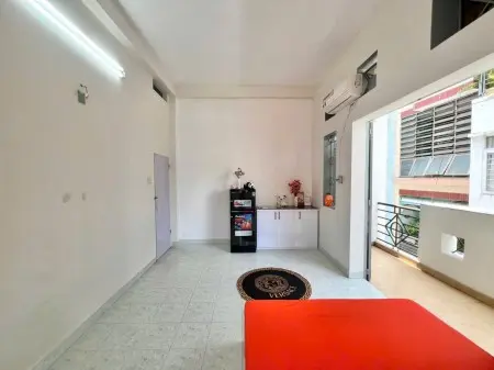 Cho Thuê Phòng Trọ Ban Công Giá Rẻ Đầy Đủ Nội Thất Gần Công Viên Lê Thị Riêng, Chợ Hoà Hưng, Go!..