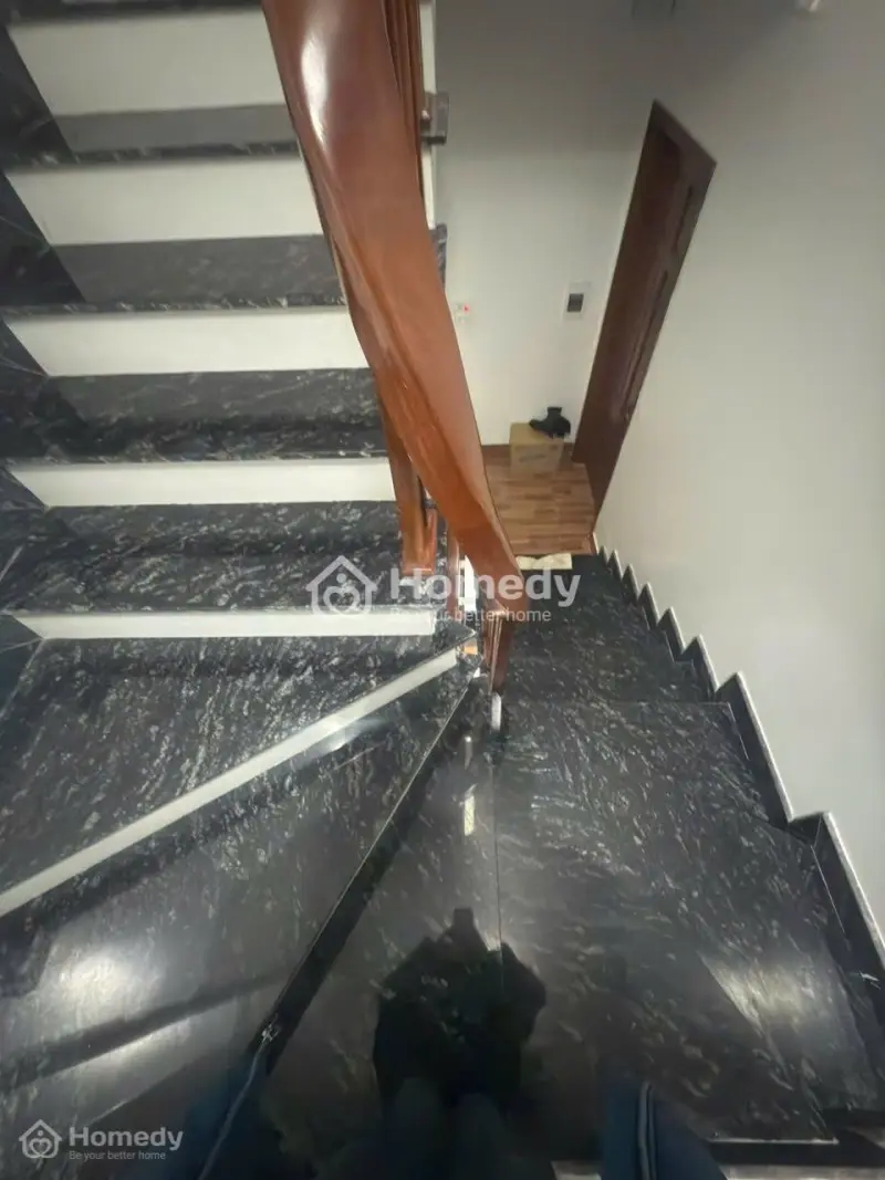 Bán Nhà Đẹp Mỹ Đình - Gần Phố Lớn - 5 Tầng Mới - Gần Trường Cao Đẳng Công Nghệ Bách Khoa