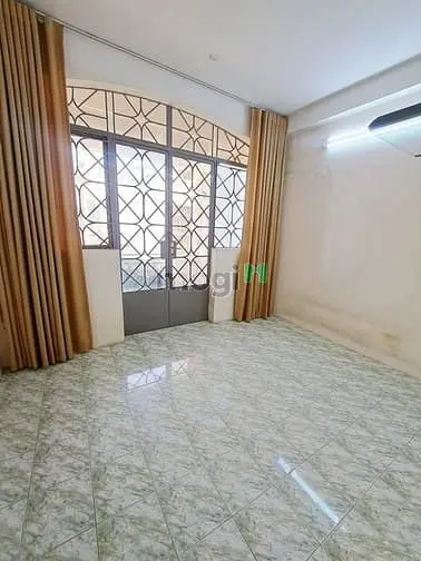 • Bán Nhà Quận 10 - Nhà Đẹp Hẻm Thông – Trung Tâm Hòa Hưng – Giá Tốt