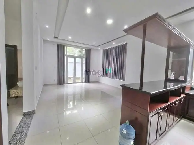 Vị Trí Đẹp, Nằm Trên Trục Đường Chính Kết Nối Trung Tâm Quận 1,3,4