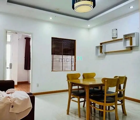 Nhỉnh 5 Tỷ - Hẻm Nhựa 8M - Đường Hoà Bình Cạnh Đầm Sen (4X9M)