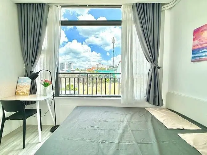 Hot Hot Cho Thuê Chdv 2Pn Full Nội Thất Ngay Lê Trong Tấn