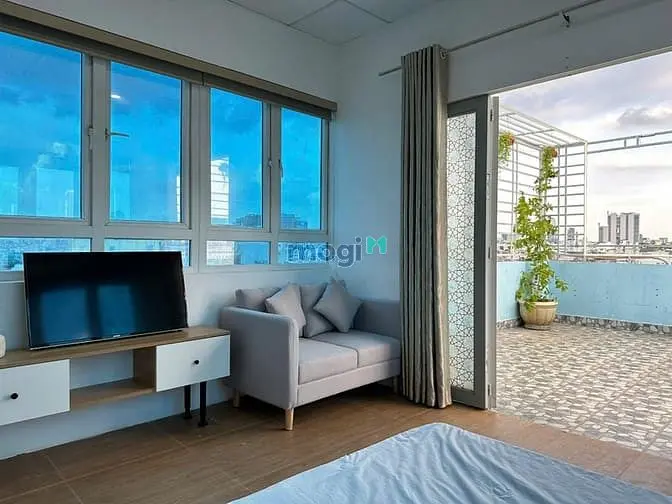 Căn Penthouse Thang Máy Hồ Bá Kiện Thoáng View Đẹp 7.3Tr Tiện Nghi.