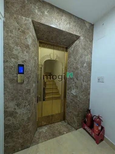 Chdv Mặt Tiền 7M 148M2 6T 17Pn T.máy Dt 70Tr Ngay Cv Làng Hoa 29.5 Tỷ