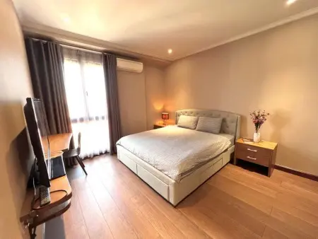 Cho Thuê Căn Hộ 1 Phòng Ngủ – Full Nội Thất, Ban Công, Thang Máy | Trung Tâm Tân Bình