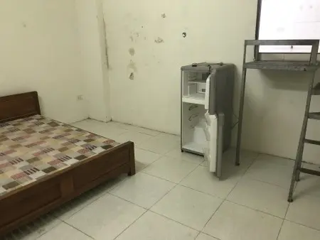 Phòng Trọ Ngõ 26 Doãn Kế Thiện Gần Các Trường Đại Học,Chợ Đồng Xa Diện Tích 17M2 Gía 2.5Tr