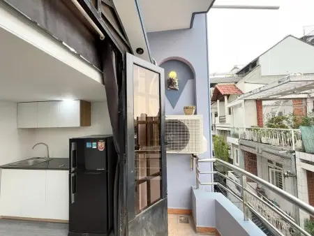 Cho Thuê Phòng Gác Có Ban Công - Đầy Đủ Tiện Nghi, Giá Hấp Dẫn Tại Trường Sa - Quận 3