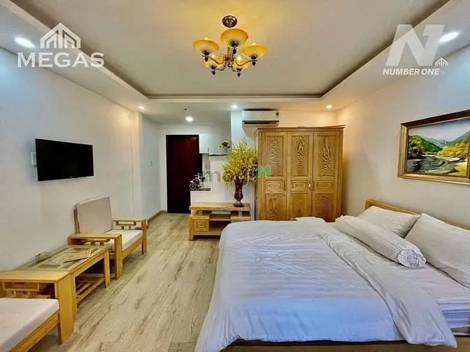 Trống Sẳn Studio Full Nội Thất Bancol Ngay Tân Sơn Nhì