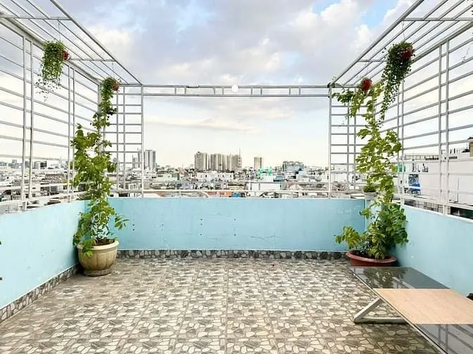 Căn Penthouse Thang Máy Hồ Bá Kiện Thoáng View Đẹp 7.3Tr Tiện Nghi.