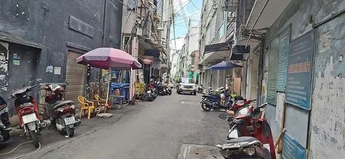 Quận 3 1 Trục Thẳng 5Om Ra Mt Lê Văn Sỹ , 4,2 X 12M 4 Tầng Sân Thượng