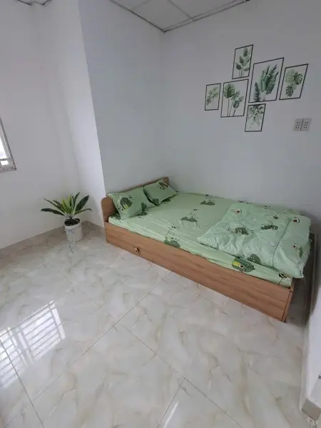 Cho Thuê Phòng Trọ Tách Bếp Giá Rẻ Cửa Sổ Lớn Ngay Cầu Kiệu, Chợ Tân Định, Công Viên Lê Văn Tám