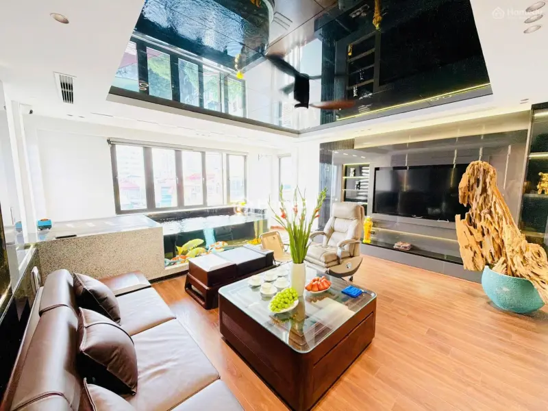 Bán Tòa Vp 8 Tầng Khu Phân Lô Lạc Trung - Gara Oto - Full Nội Thất Đẳng Cấp