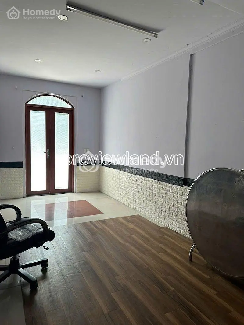 Bán Nhà Nằm Trên Trục Hoàng Việt, Tân Bình, 167M2, 3 Tầng, Giá Tốt