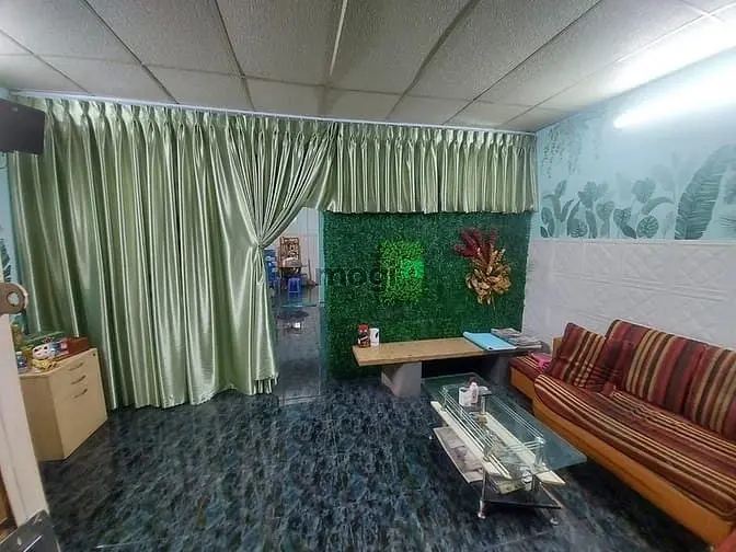 Bán Nhà Khu Sân Bay - Dt 100M2 Sổ Đẹp Nở Hậu. Chỉ Nhỉnh 11 Tỷ Tl