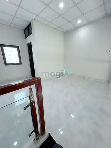 Nhà Mặt Tiền Quận 2-3Tầng-73M2-Gần Chợ -Đang Cho Thuê 16Trieu/Tháng-