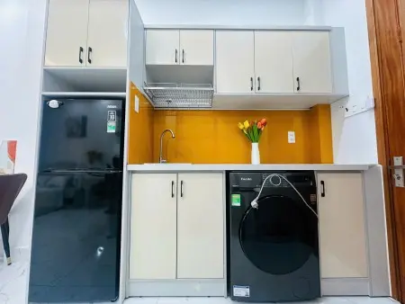 Cho Thuê Căn Hộ Dịch Vụ 40M2 Full Nội Thất Có Ban Công Gần Ngã Tư Phú Nhuận