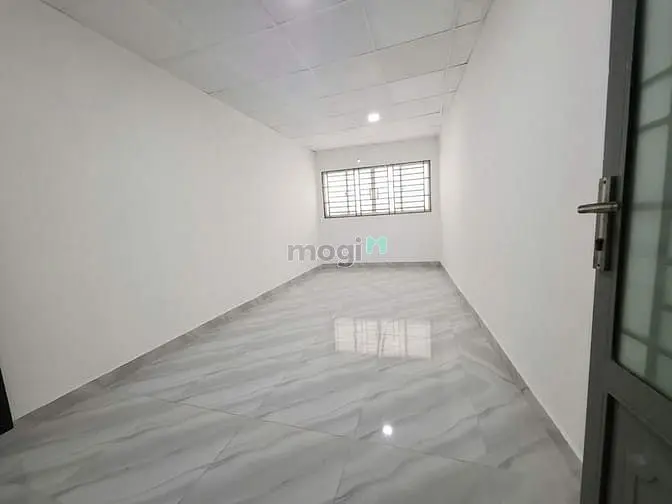 Cho Thuê Nhà Mặt Tiền Đường Hai Bà Trưng, Quận 3 - Dt Chuẩn 4X18M