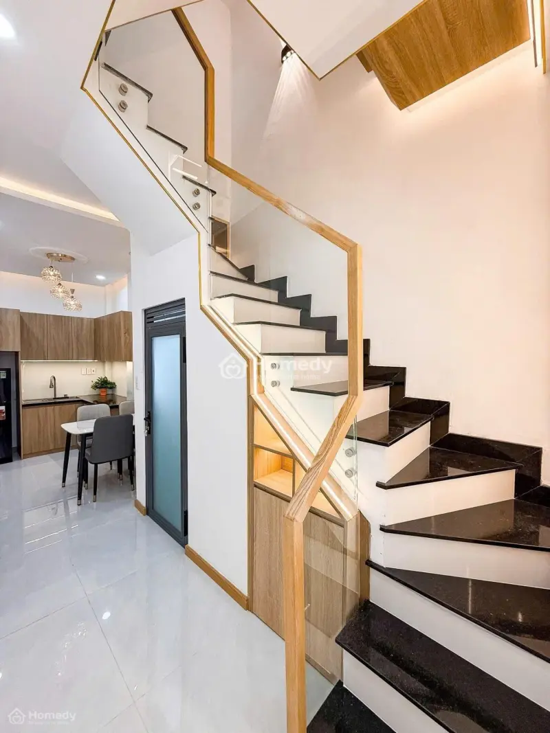 Nhà Đẹp Gò Vấp - Dương Quảng Hàm - Giá Chỉ 1 Tỷ 670