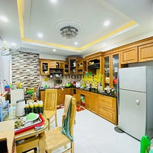 Nhà Rất Đẹp Ở Ngay Đón Tết -Ngay Chợ Tân Sơn - Dt:130M, 4Pn, Chỉ 5Tỷ.x