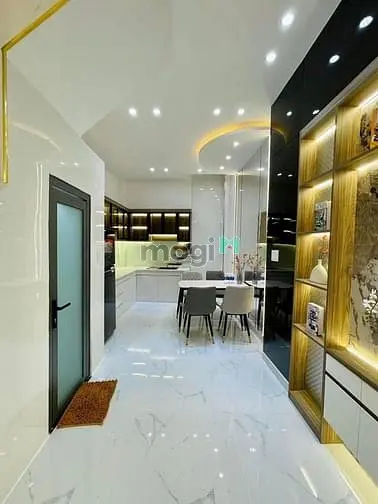 Nhà Đang Hạ Giá Hoàng Hoa Thám, P6, Bình Thạnh, 2,65 Tỷ, Sổ Hồng Riêng