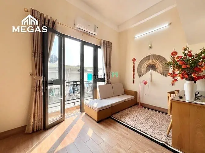 Căn Hộ Có Gác, Full Nội Thất Bancong / Giếng Trời _ Vòng Xoay Dân Chủ